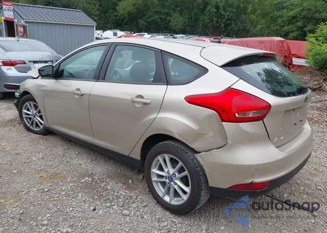 2018 Ford Focus Se z USA, uszkodzony, nr VIN 1FADP3K28JL301327